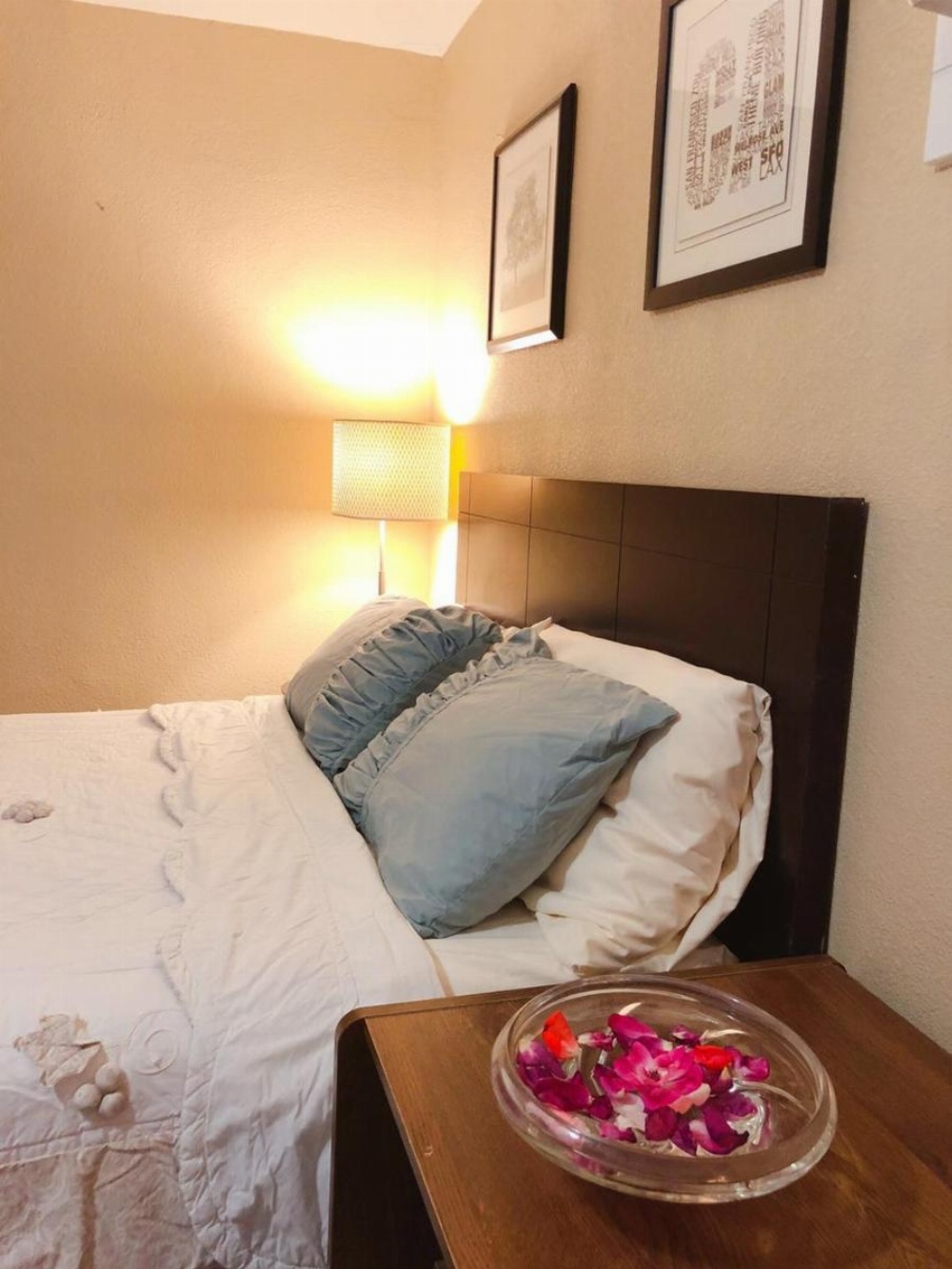 Room image 2
