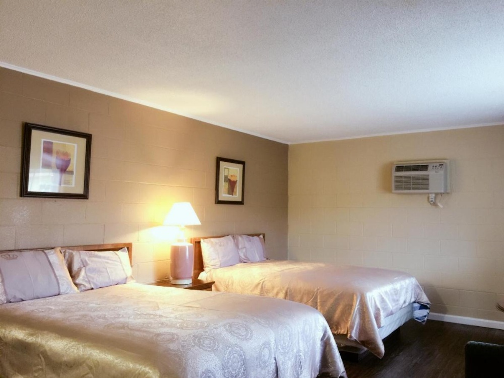 Room image 3